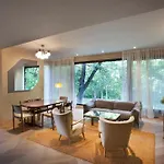 Lägenhetshotell Room 12 5*