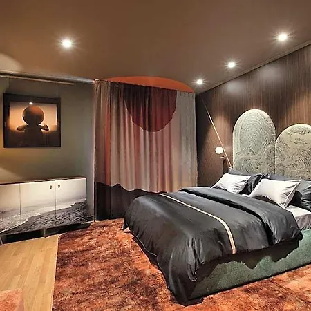 Lägenhetshotell Room 12