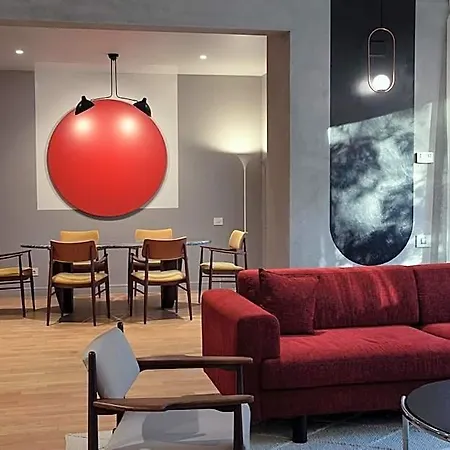 Room 12 Lägenhetshotell 5*