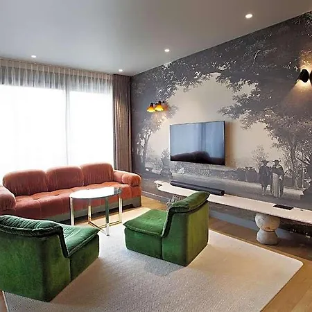 Room 12 Aparthotel Bucharest