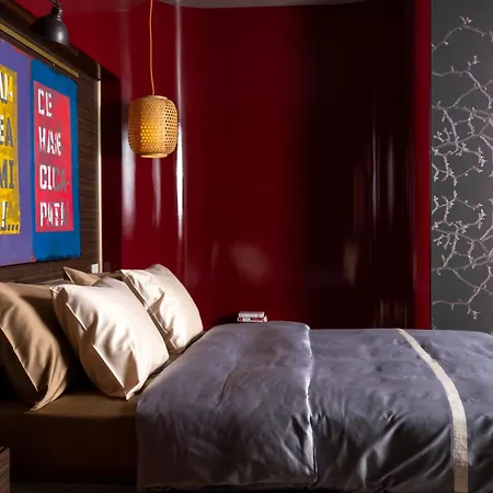 Room12 House Aparthotel *