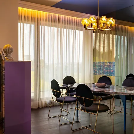 Room12 House Aparthotel
