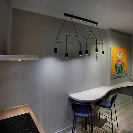 Room12 House Aparthotel *