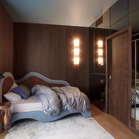 Room12 House Aparthotel