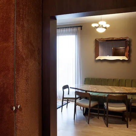 Aparthotel Room12 House *